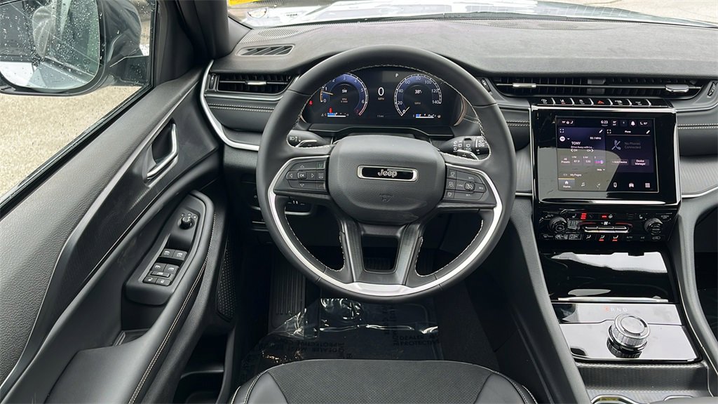 New 2025 Jeep Grand Cherokee L Altitude image 34