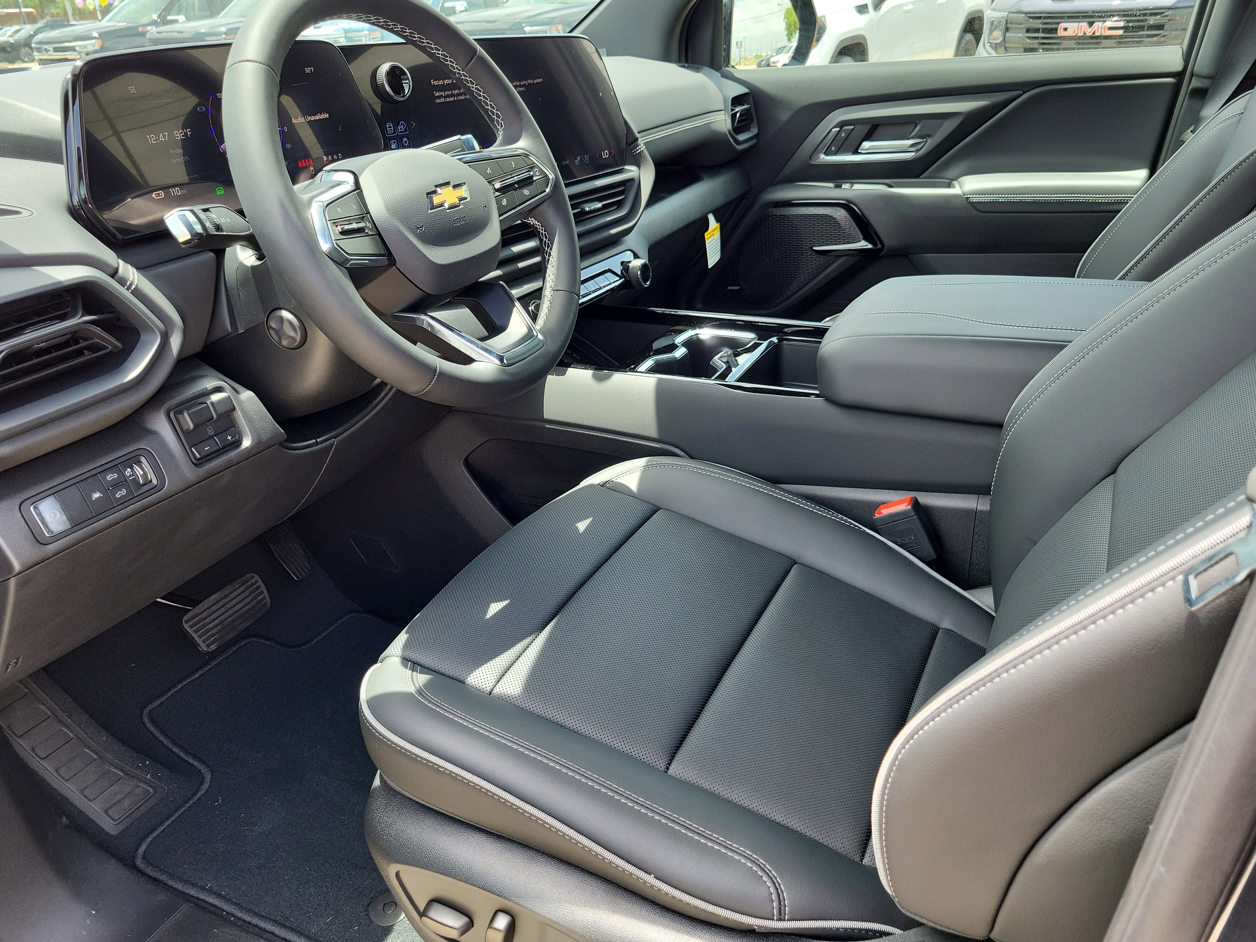 New 2025 Chevrolet Silverado EV LT image 14