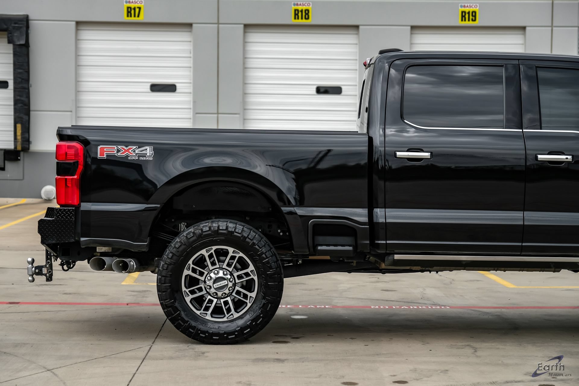 Used 2024 Ford F250 Limited w/ FX4 Off-Road Package AWD/4WD image 22