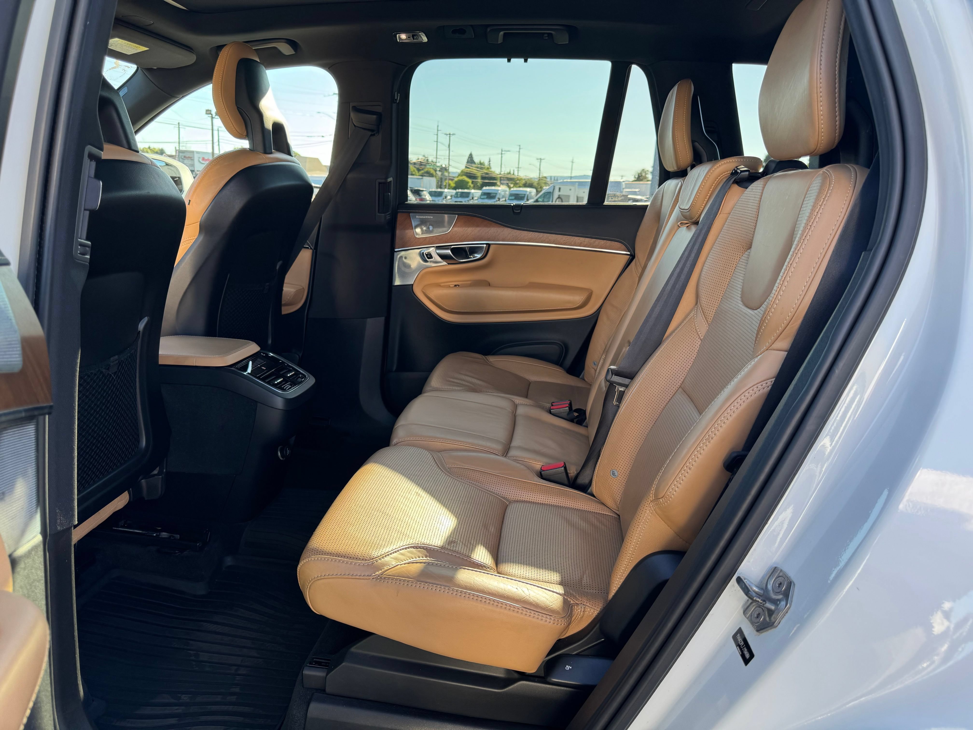 Used 2018 Volvo XC90 T6 Inscription w/ Convenience Package AWD/4WD image 24