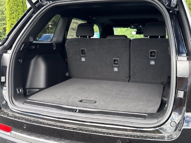 New 2026 Jeep Grand Cherokee Laredo X AWD/4WD image 24