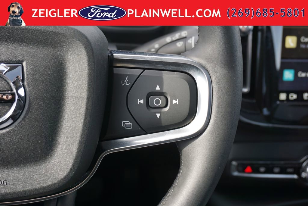 Used 2024 Volvo XC40 B5 Plus w/ Protection Package Premier AWD/4WD image 28