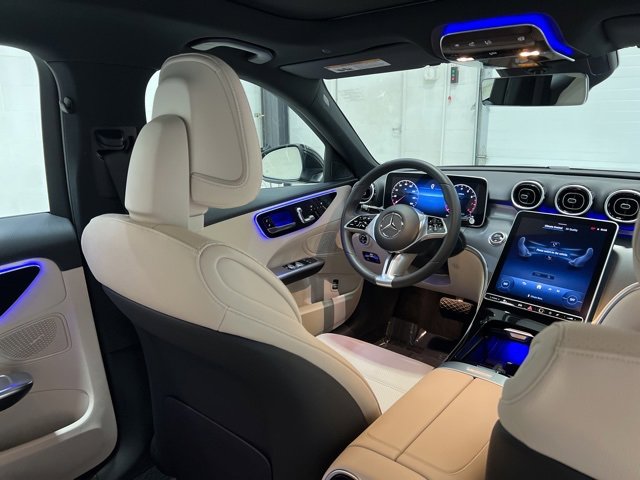 Used 2025 Mercedes-Benz C 300 4MATIC Sedan image 56