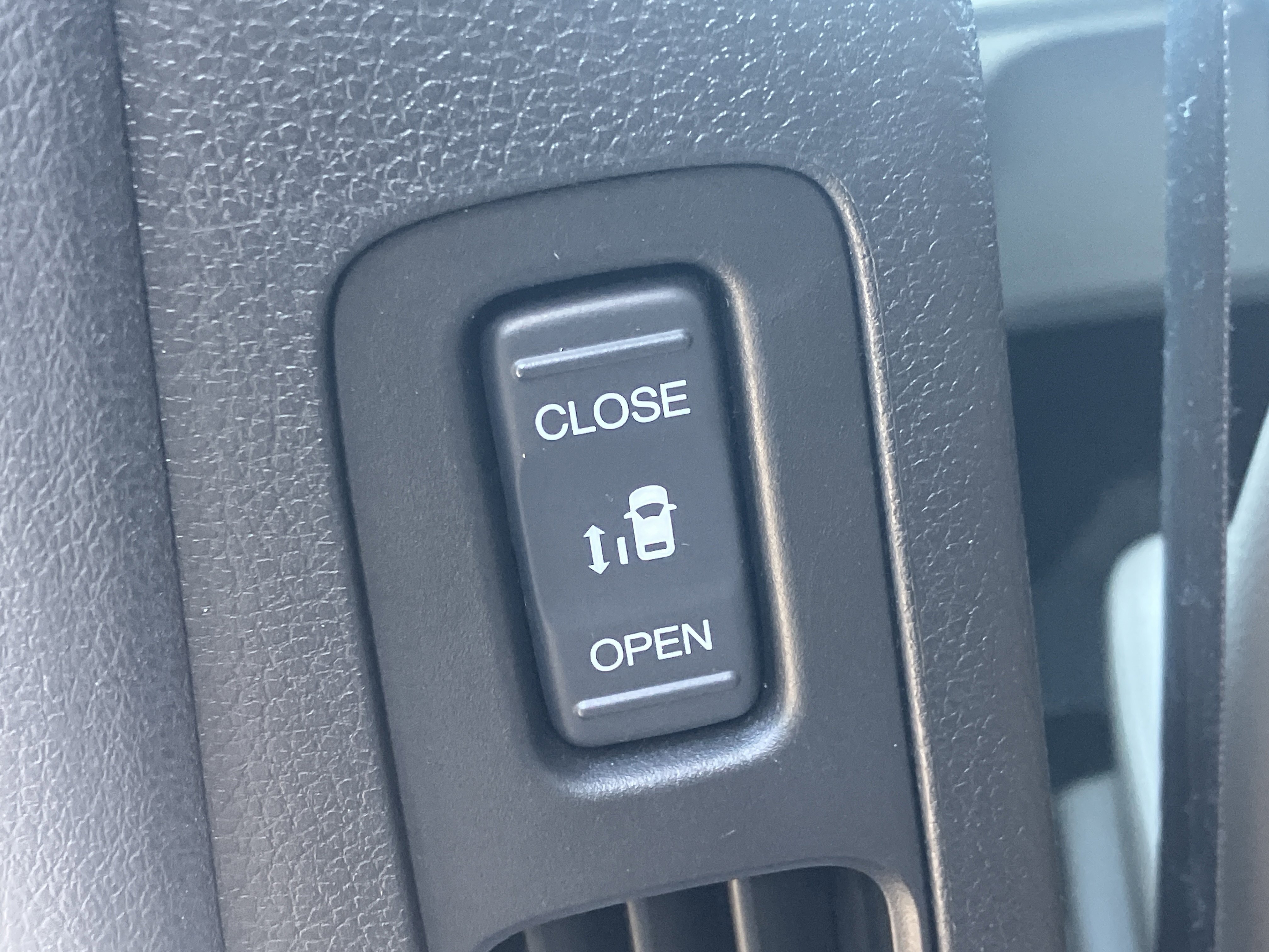 Used 2021 Honda Odyssey EX-L image 4
