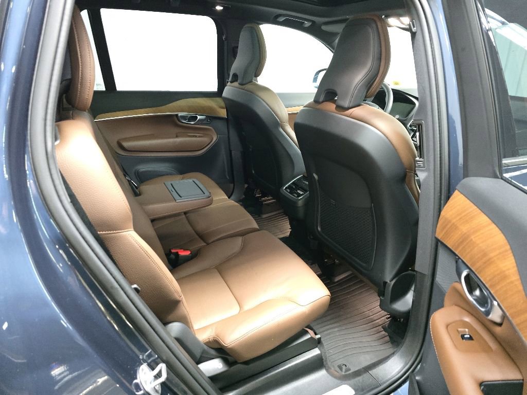 Used 2024 Volvo XC90 B6 Plus w/ Protection Package AWD/4WD image 18