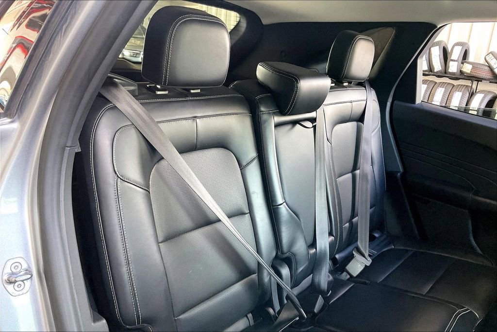Used 2024 Ford Escape Platinum AWD/4WD image 20