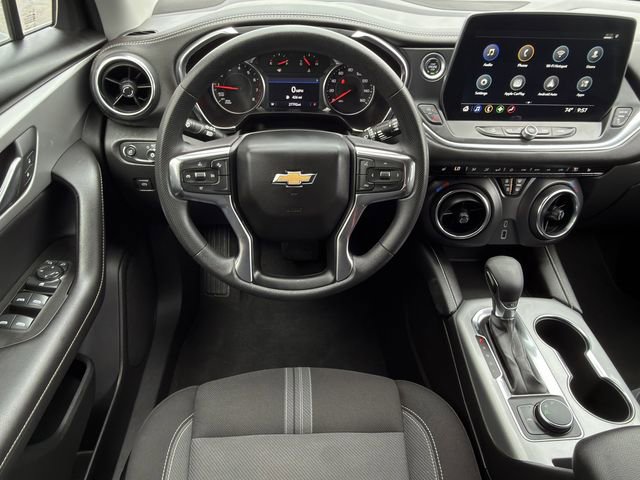 Used 2025 Chevrolet Blazer LT FWD image 10
