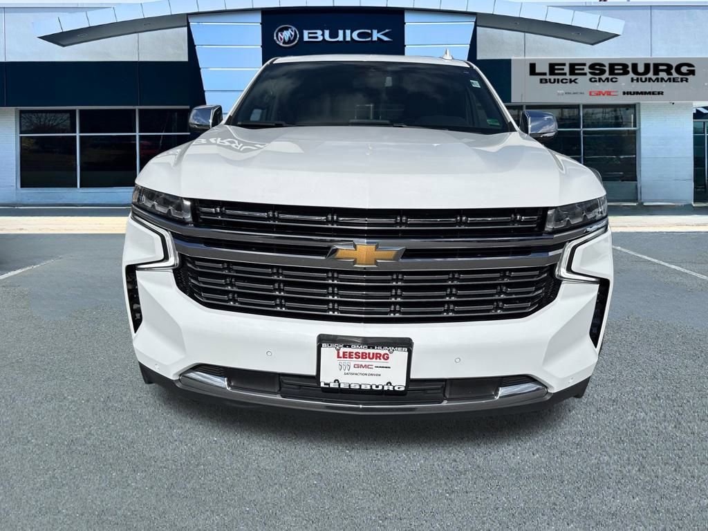 Used 2023 Chevrolet Suburban Premier image 2
