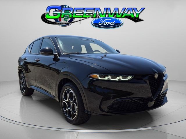 Used 2025 Alfa Romeo Tonale AWD/4WD image 1