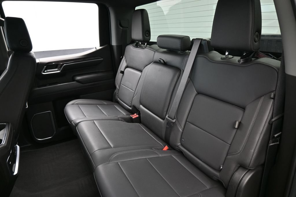 Used 2022 Chevrolet Silverado 1500 LTZ RWD image 43