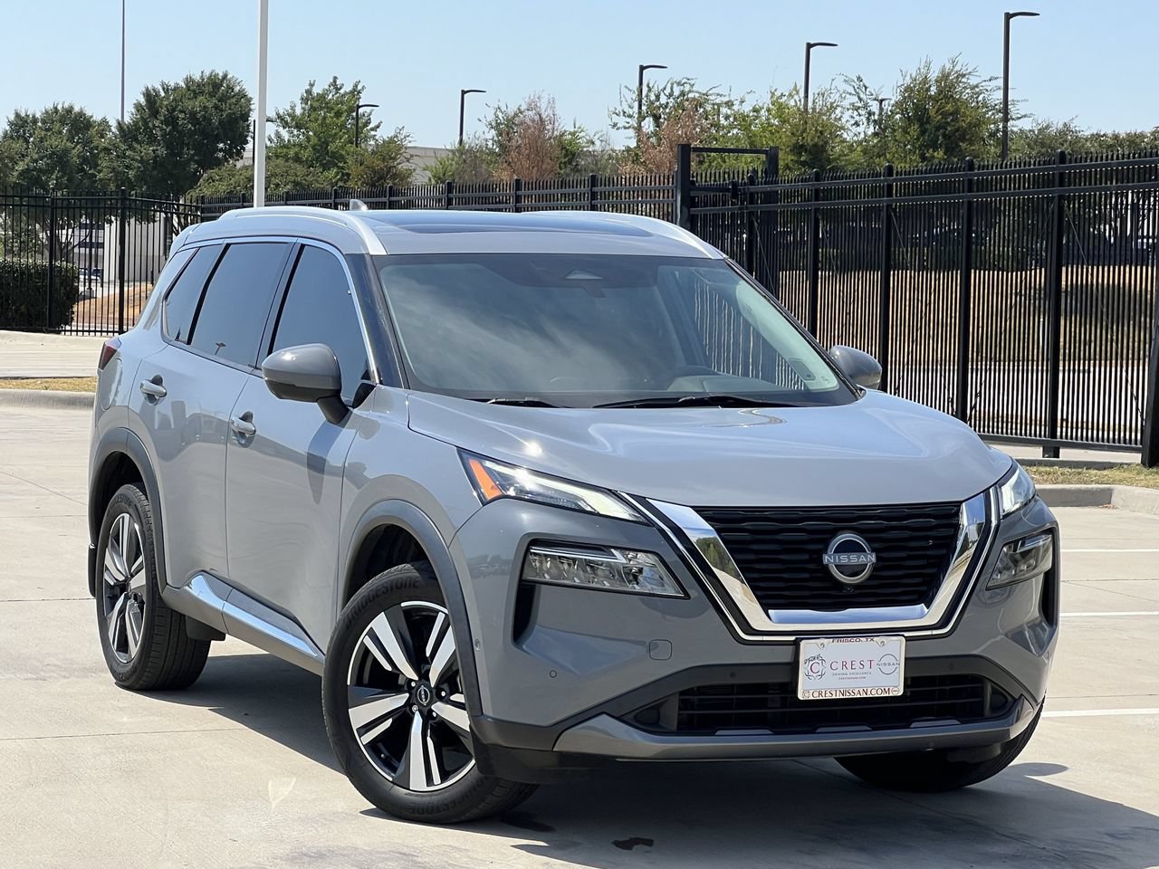 Used 2023 Nissan Rogue SL w/ SL Premium Package FWD image 1
