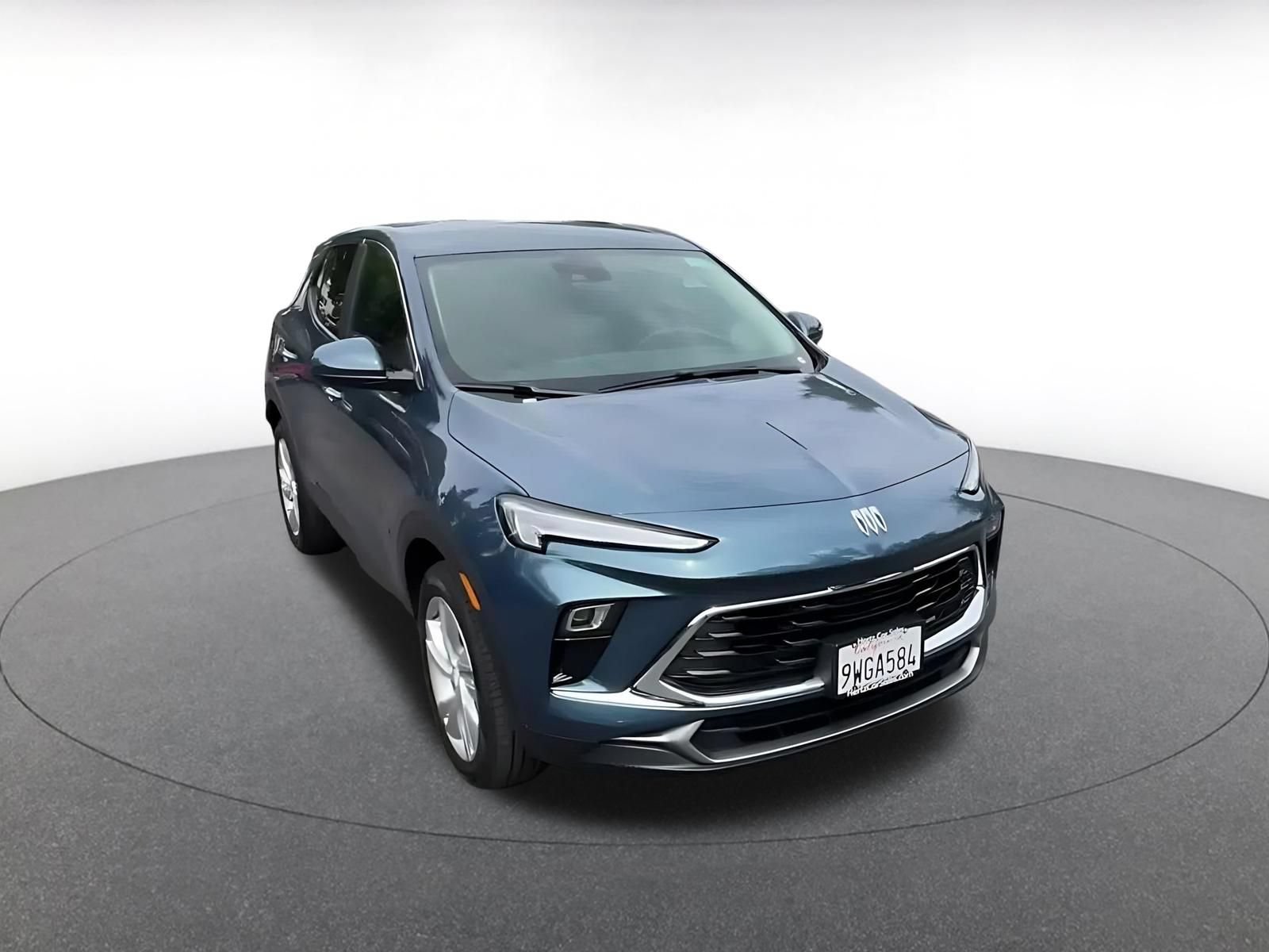 Used 2026 Buick Encore GX Preferred FWD image 3