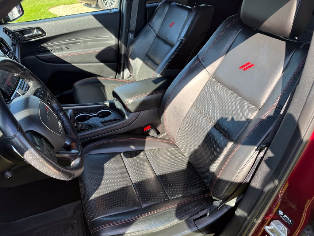 Used 2023 Dodge Durango R/T w/ Tow 'N Go Package AWD/4WD image 16