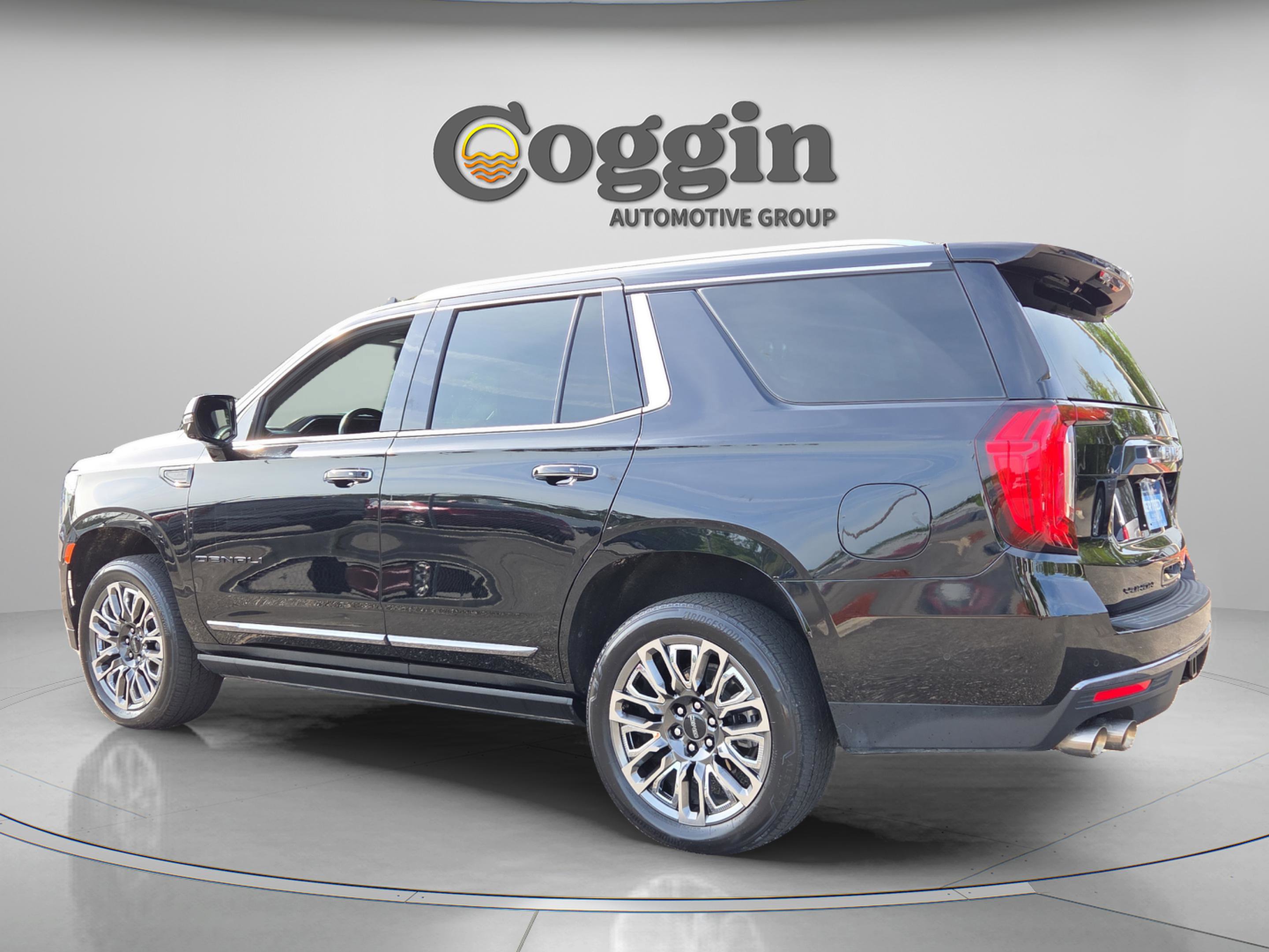 Certified 2023 GMC Yukon Denali Ultimate image 3