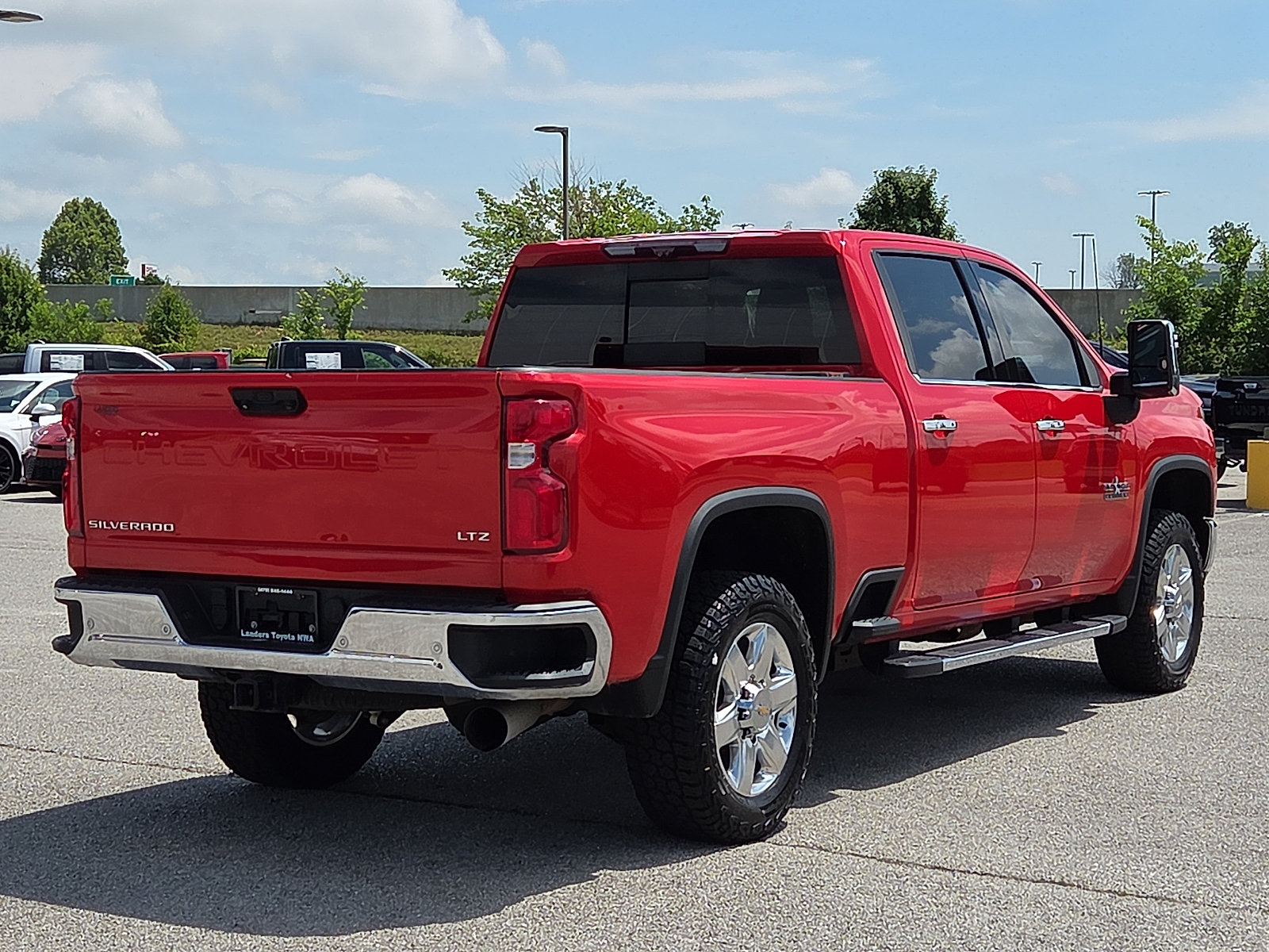 Used 2021 Chevrolet Silverado 2500 LTZ w/ LTZ Texas Edition AWD/4WD image 5