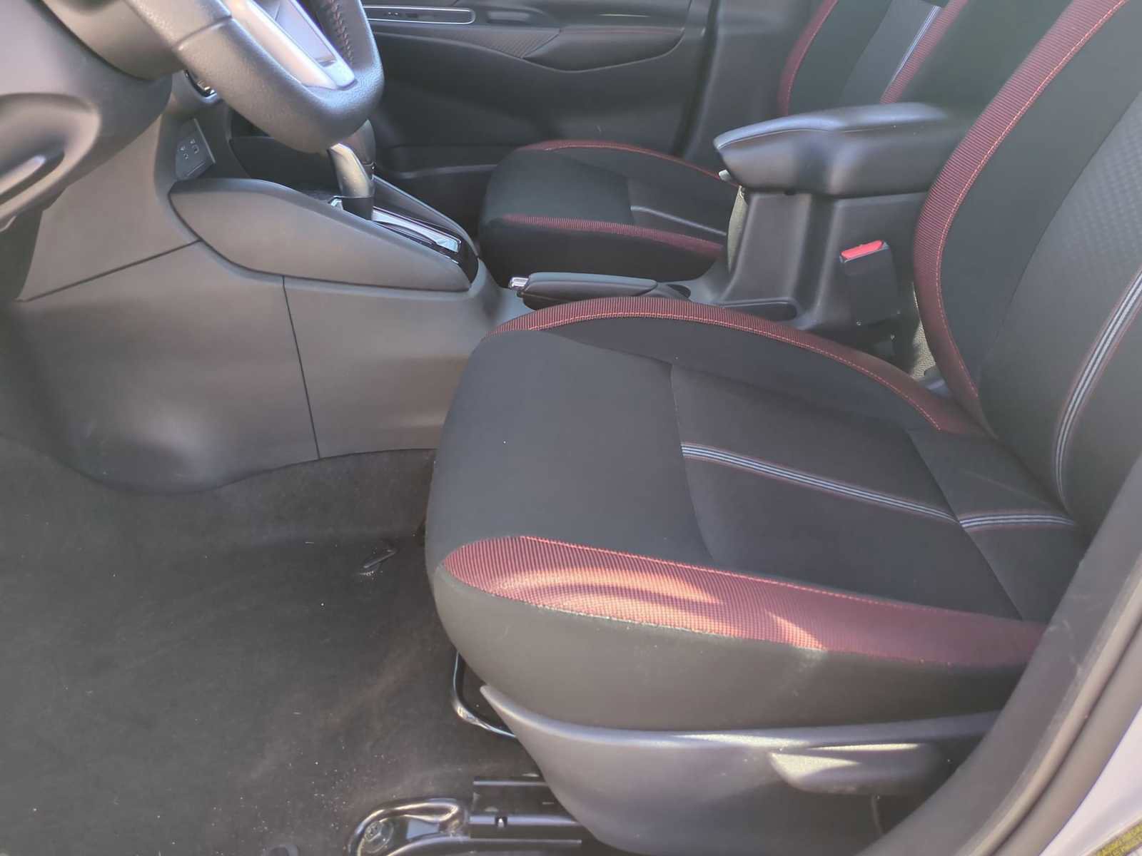 Used 2024 Nissan Versa SR image 18