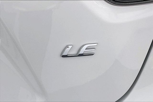 Used 2026 Toyota Corolla LE w/ LE Premium Package FWD image 7