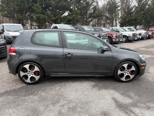 Used 2010 Volkswagen GTI 2-Door image 6
