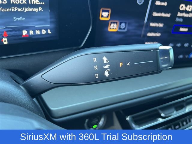 Certified 2026 Chevrolet Traverse LT w/ Driver Confidence Package image 25