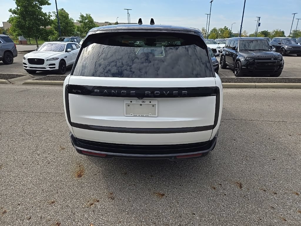 Used 2024 Land Rover Range Rover Autobiography AWD/4WD image 6