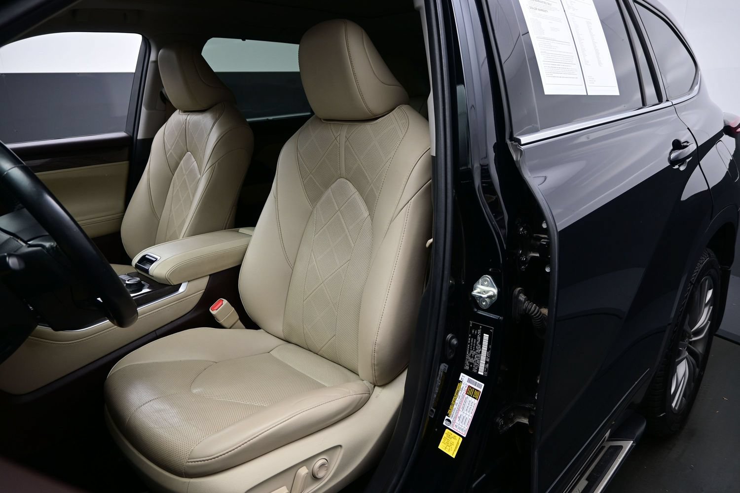 Used 2020 Toyota Highlander Platinum AWD/4WD image 11