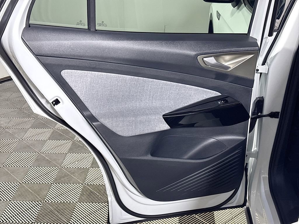Certified 2023 Volkswagen ID.4 Pro image 20
