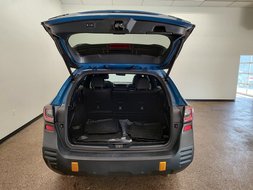 Used 2023 Subaru Outback Wilderness AWD/4WD image 5