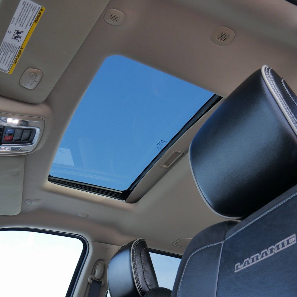 Used 2022 RAM 3500 Laramie image 30