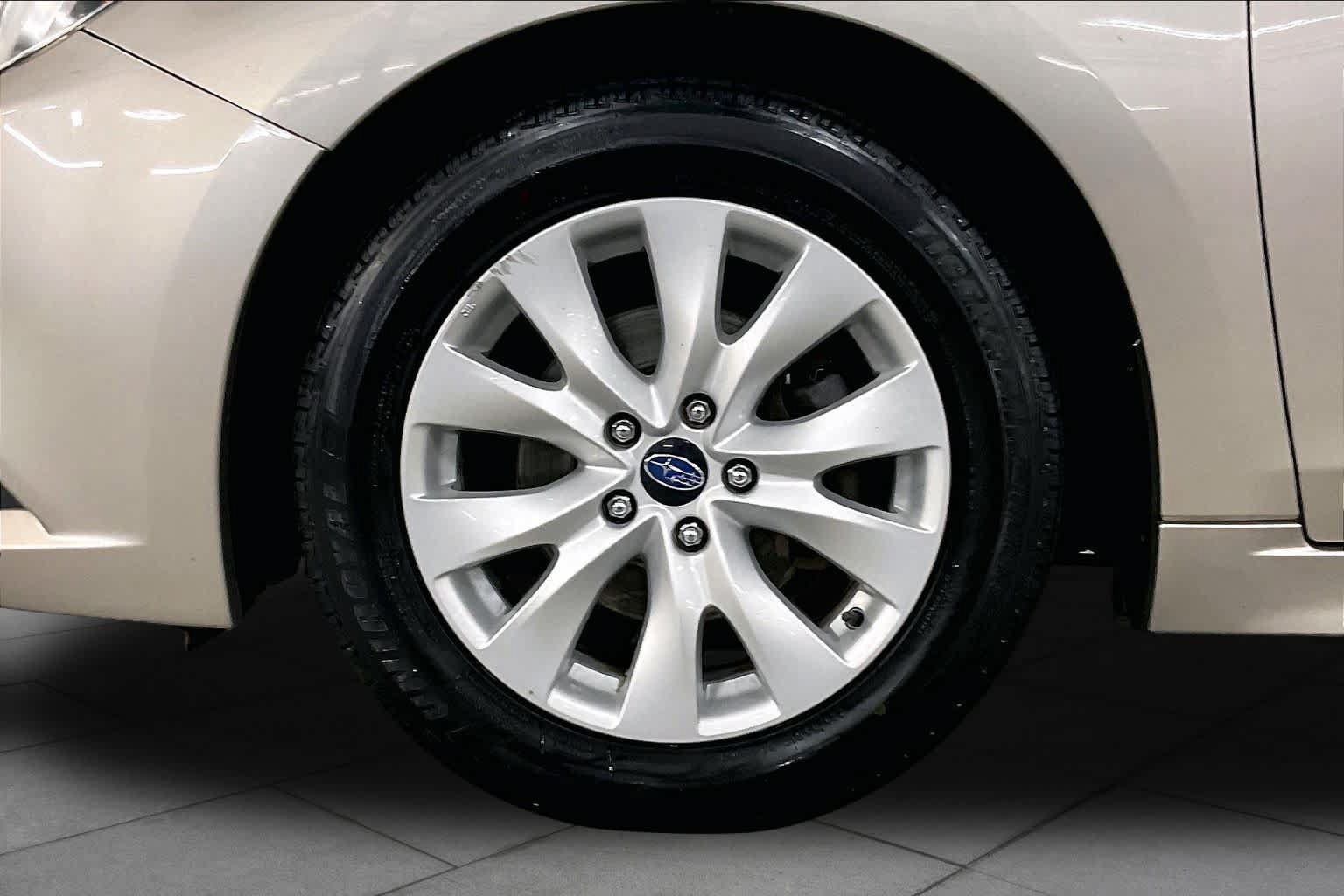 Used 2016 Subaru Legacy 2.5i Premium AWD/4WD image 11