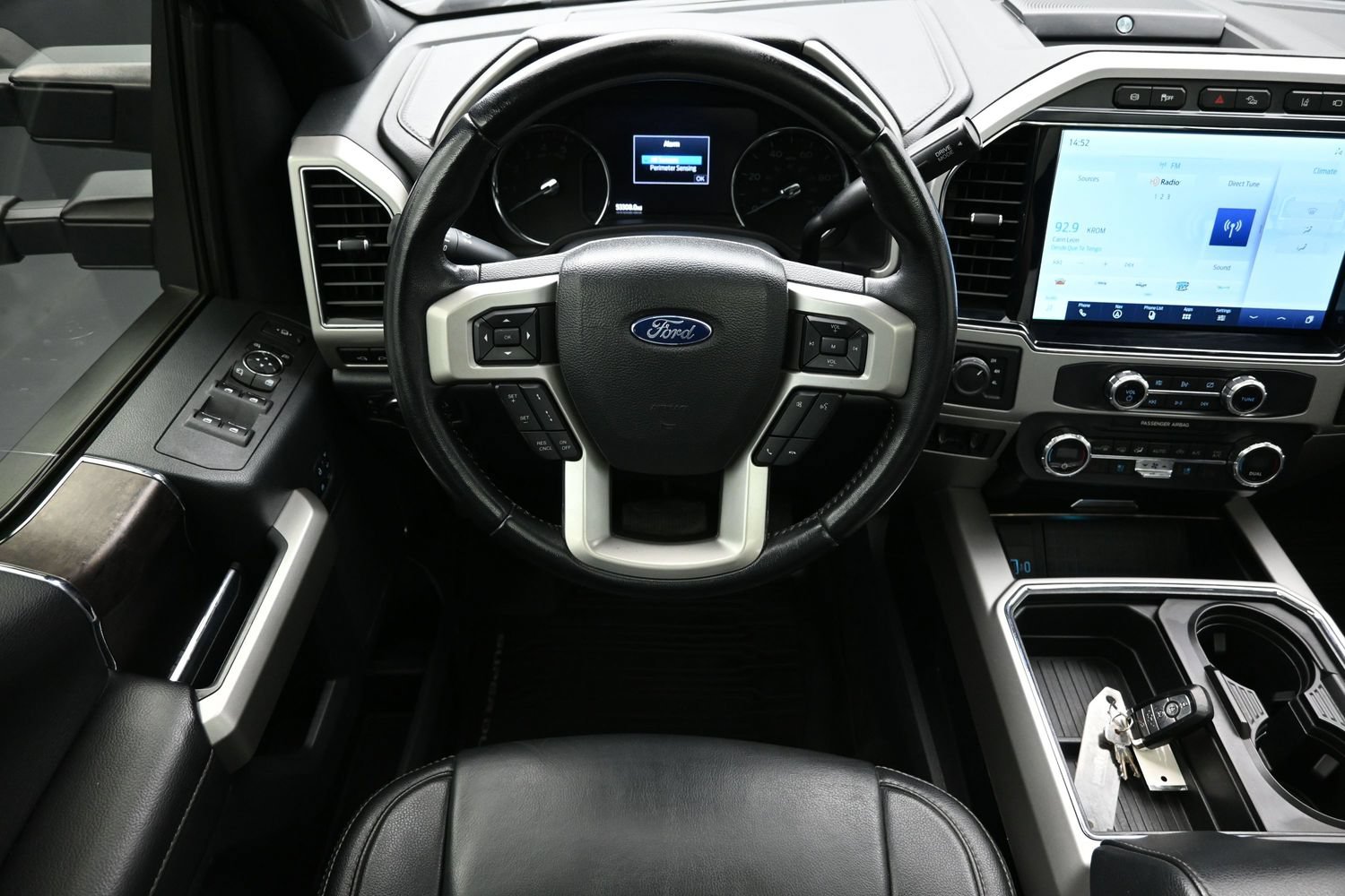 Used 2022 Ford F250 Lariat w/ Tremor Off-Road Package AWD/4WD image 26