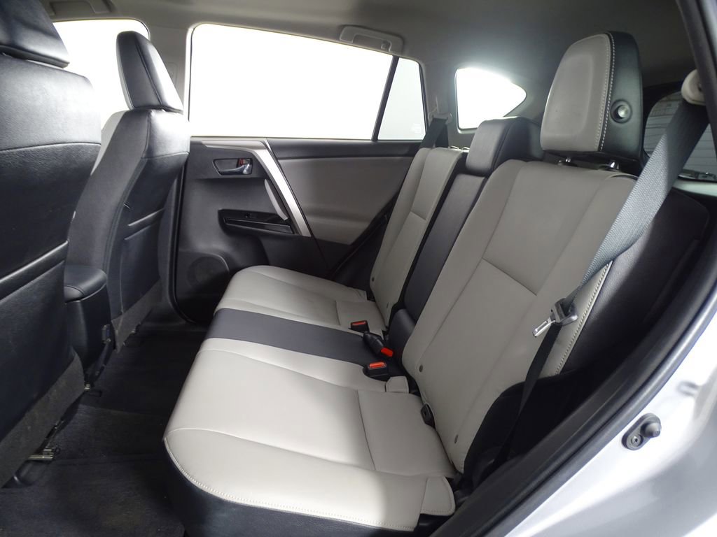 Used 2018 Toyota RAV4 Limited image 14