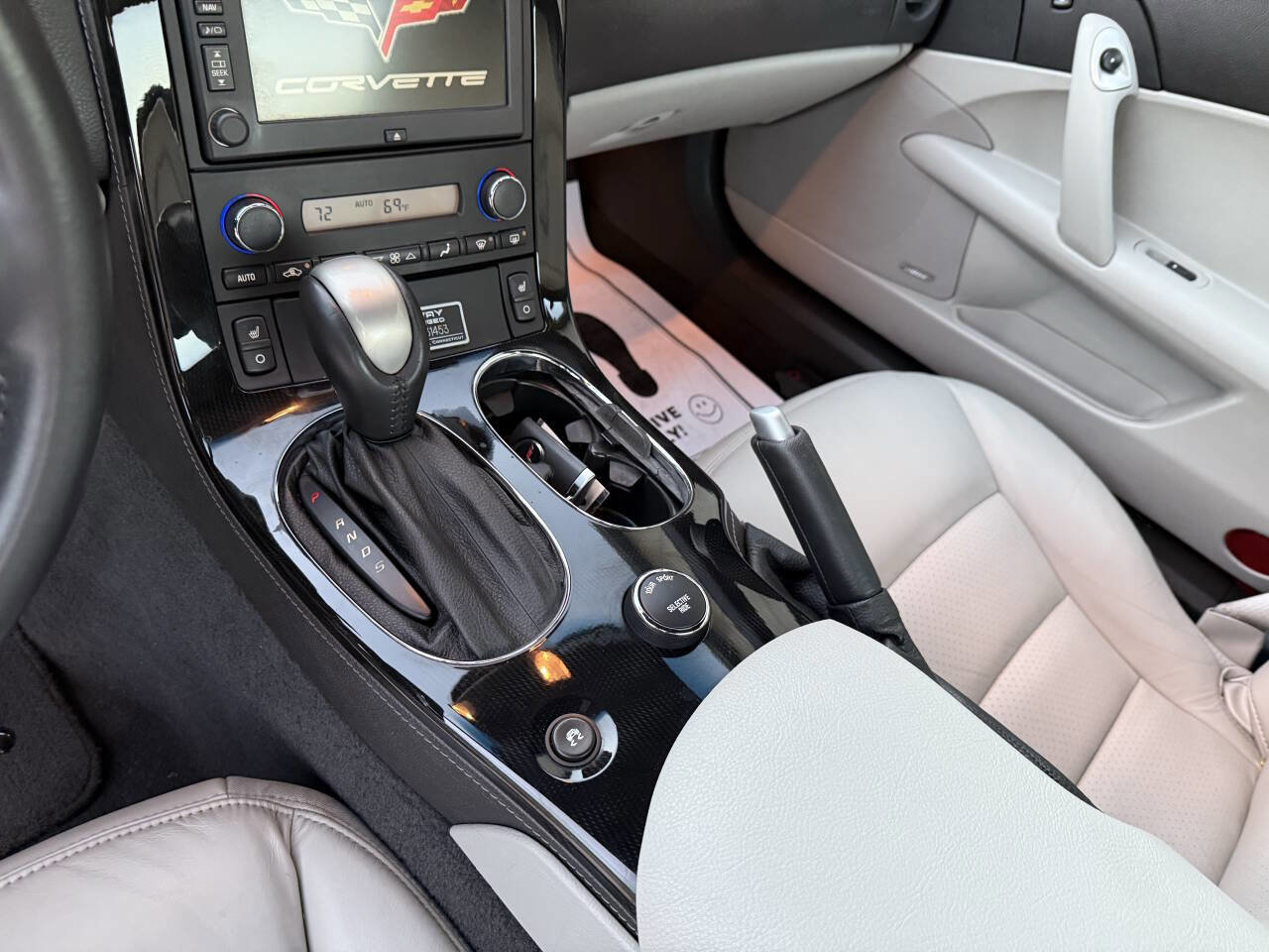 Used 2008 Chevrolet Corvette Coupe w/ Preferred Equipment Group image 80