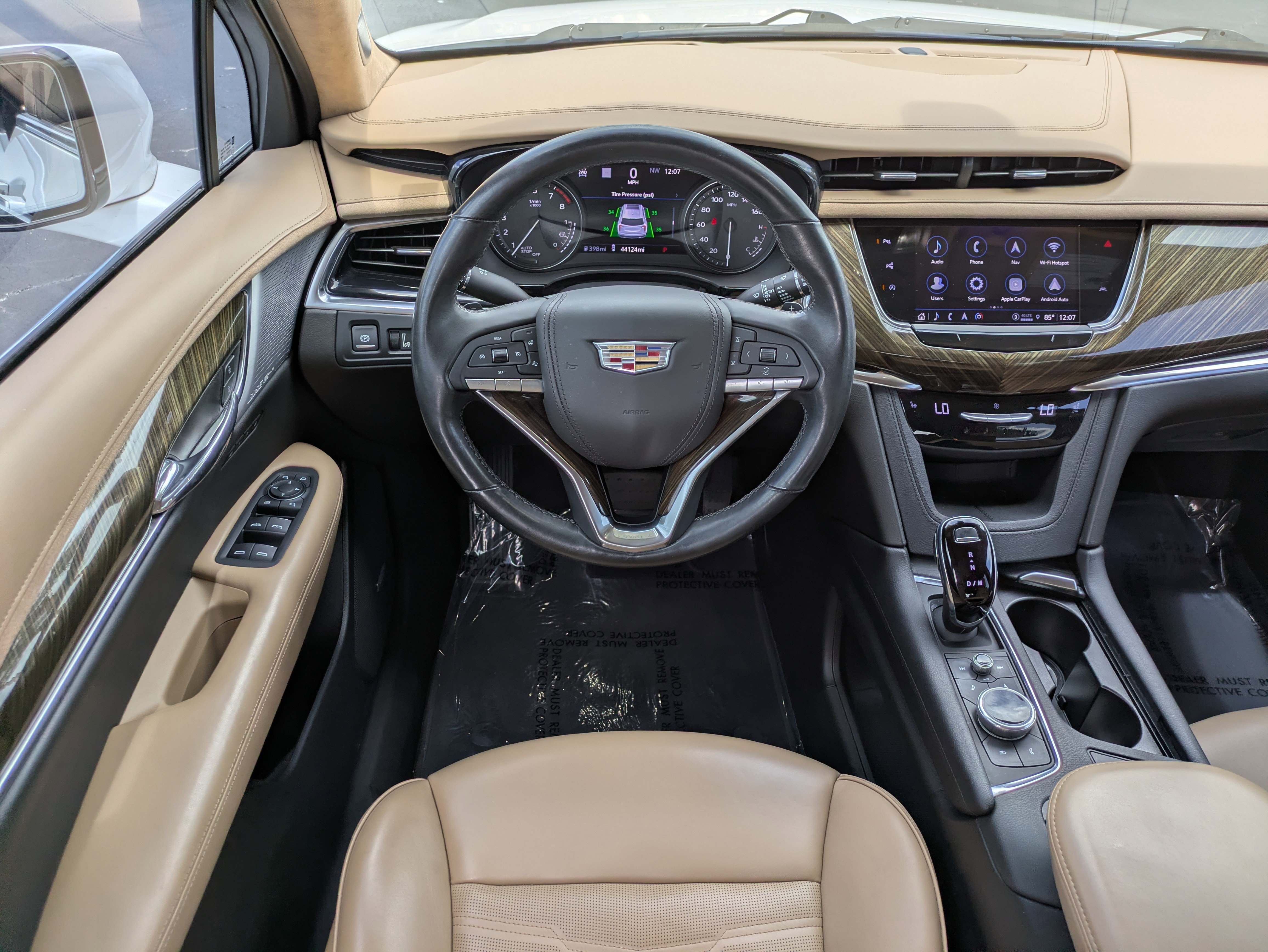 Certified 2022 Cadillac XT6 Premium Luxury w/ Platinum Package AWD/4WD image 16
