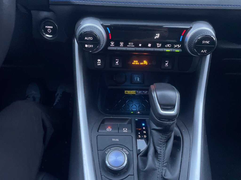 Used 2023 Toyota RAV4 XSE AWD/4WD image 14