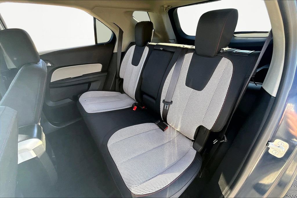 Used 2015 Chevrolet Equinox LT w/ Power Convenience Package image 26