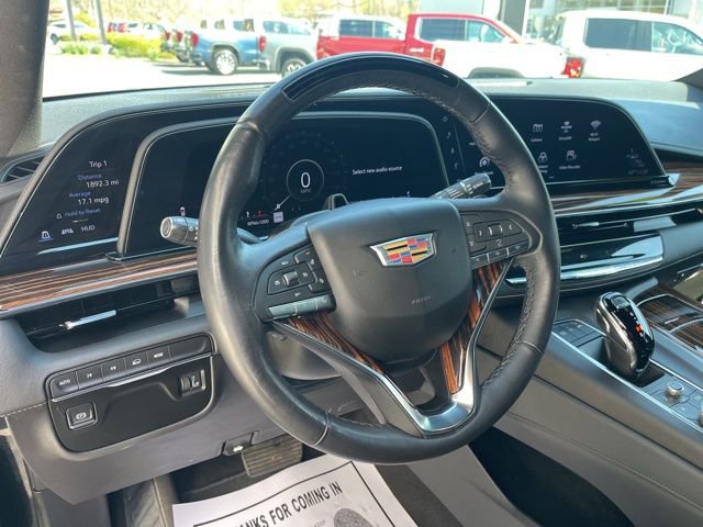 Used 2024 Cadillac Escalade Premium Luxury image 19
