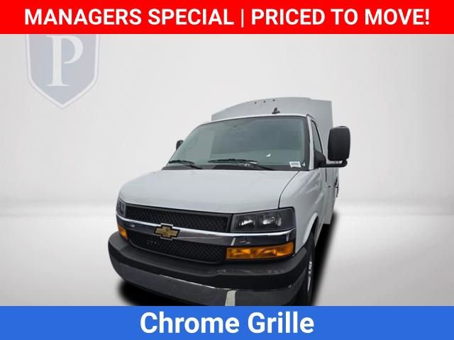 New 2025 Chevrolet Express 3500 w/ Power Convenience Package RWD image 12