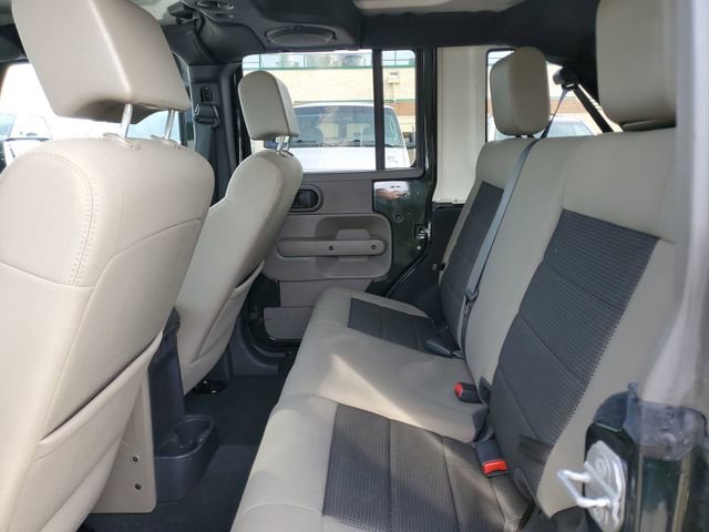 Used 2010 Jeep Wrangler Unlimited Sahara w/ Trailer Tow Group image 22