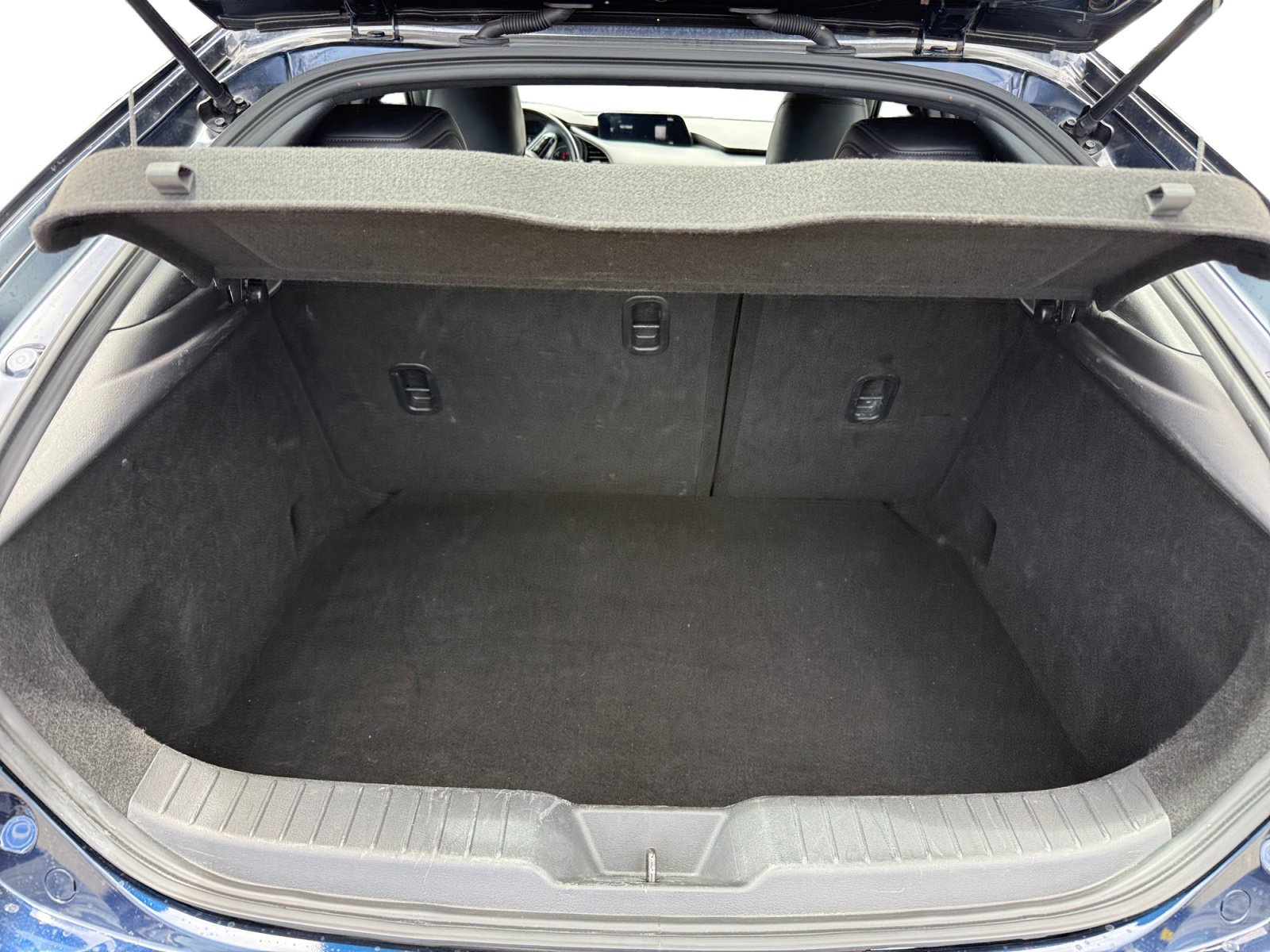 Used 2024 MAZDA MAZDA3 s FWD image 17