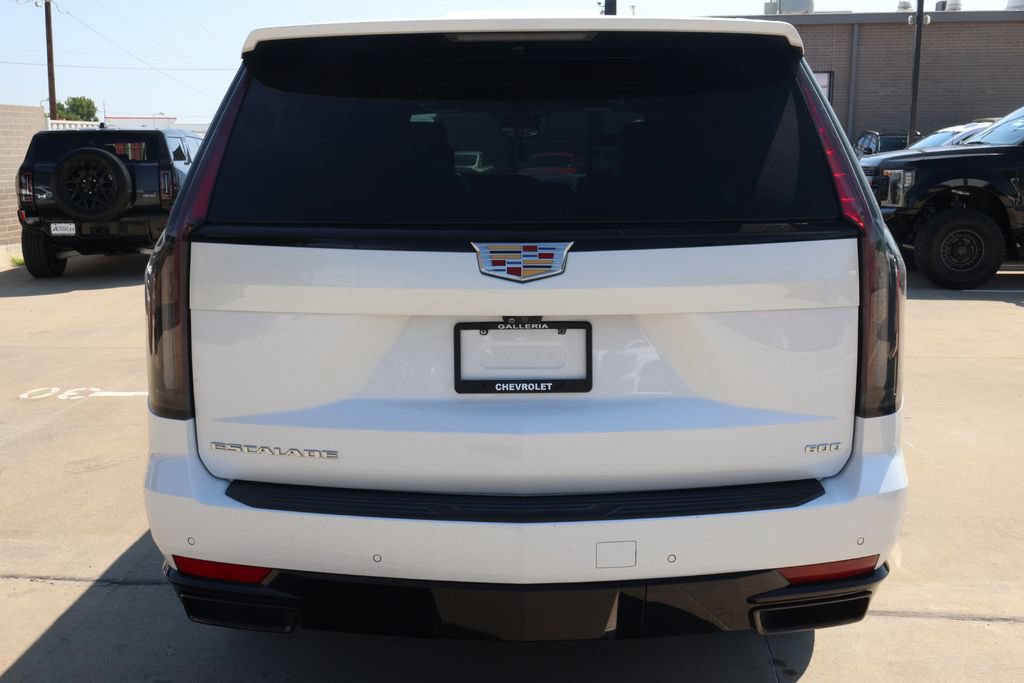 Used 2022 Cadillac Escalade Sport Platinum w/ Heavy-Duty Trailer Package AWD/4WD image 6