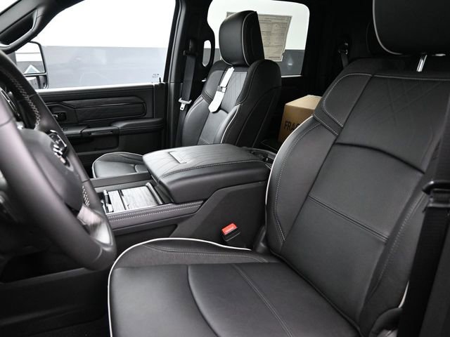 New 2026 RAM 3500 Limited image 13