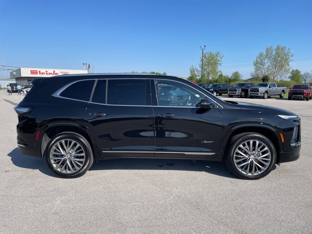 Used 2025 Buick Enclave Avenir w/ Super Cruise Package AWD/4WD image 11