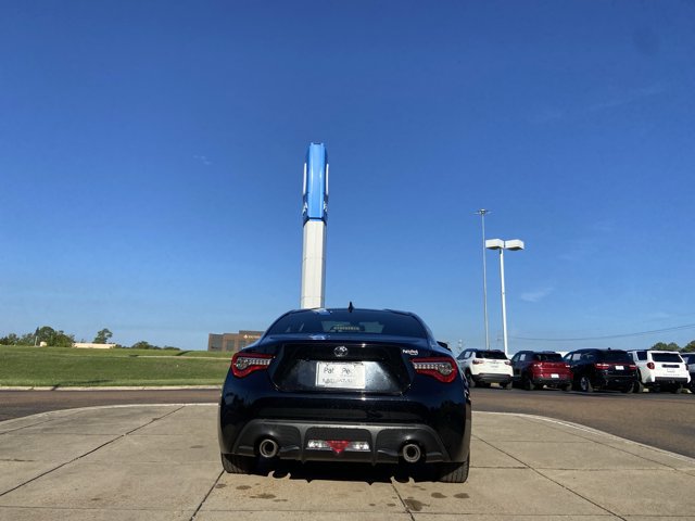 Used 2019 Toyota 86 RWD image 10