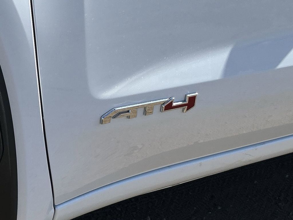 New 2026 GMC Sierra 1500 AT4 AWD/4WD image 31