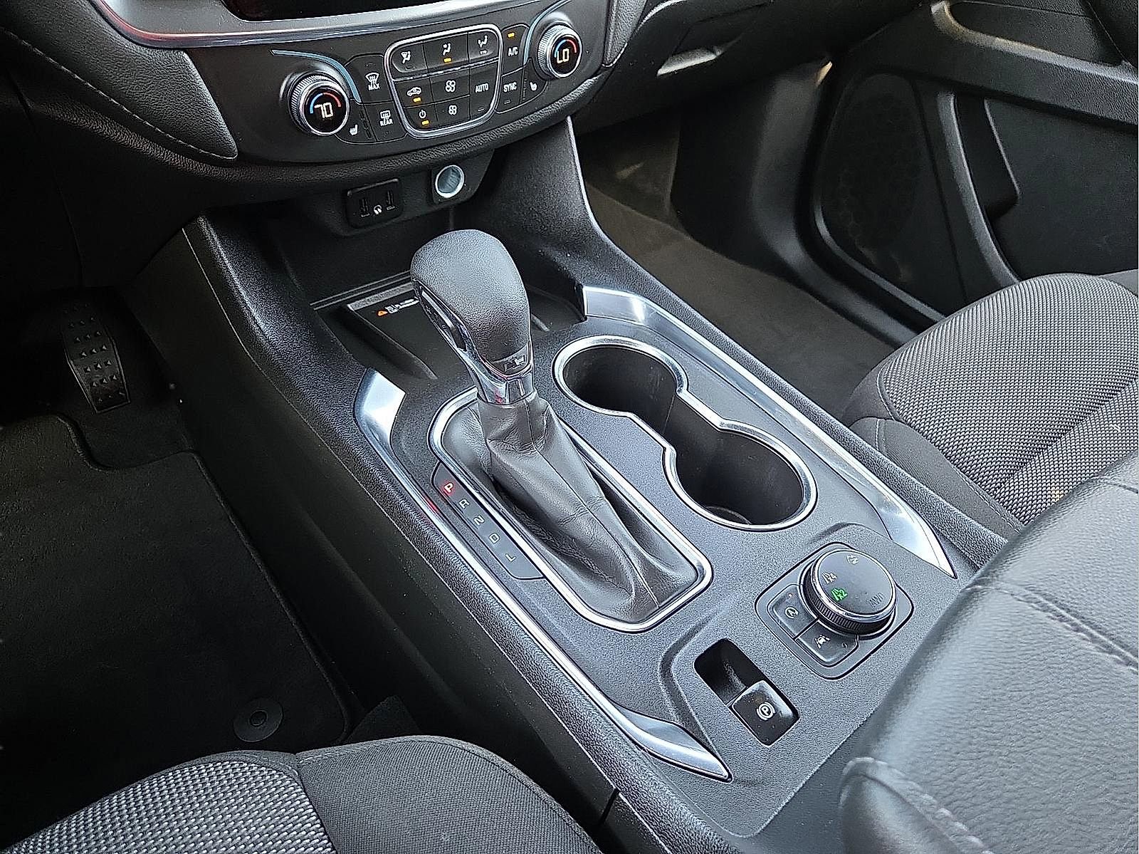 Used 2023 Chevrolet Traverse LT AWD/4WD image 25