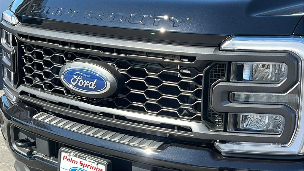 New 2026 Ford F250 XL w/ STX Appearance Package AWD/4WD image 4