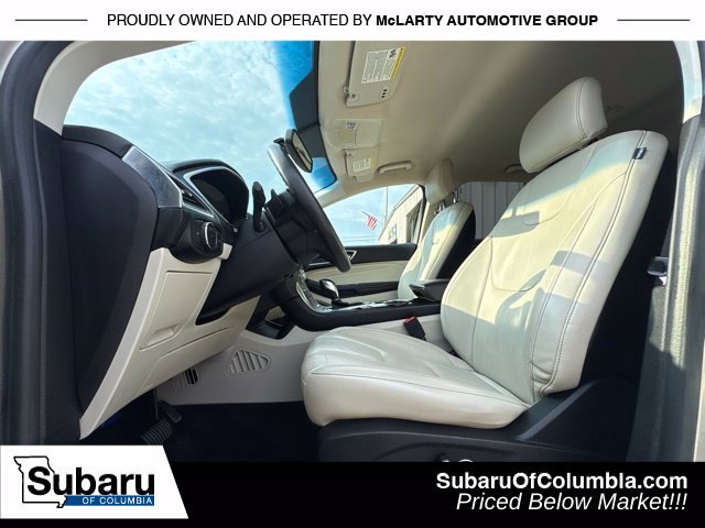 Used 2018 Ford Edge Titanium w/ Technology Package AWD/4WD image 17