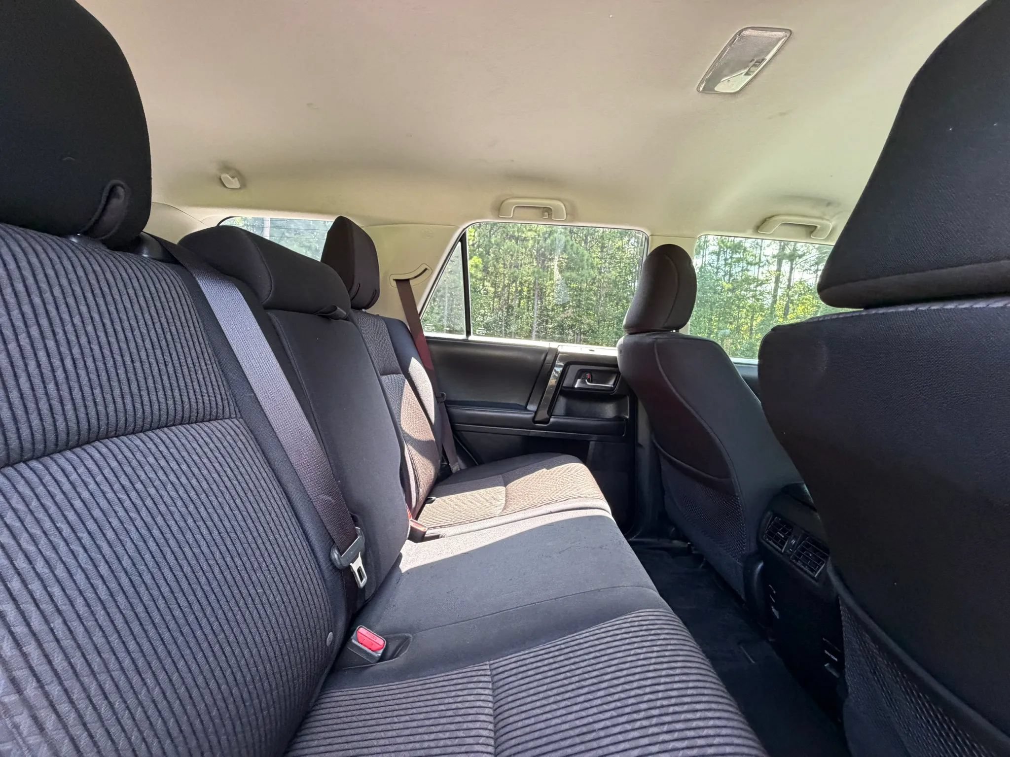 Used 2018 Toyota 4Runner TRD Off-Road AWD/4WD image 15