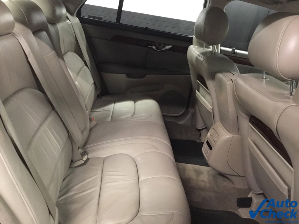 Used 2000 Cadillac De Ville DHS w/ Safety/Security Pkg FWD image 32