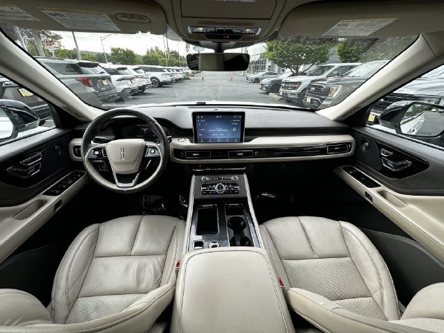 Certified 2023 Lincoln Aviator Grand Touring w/ Equipment Group 301A AWD/4WD image 16